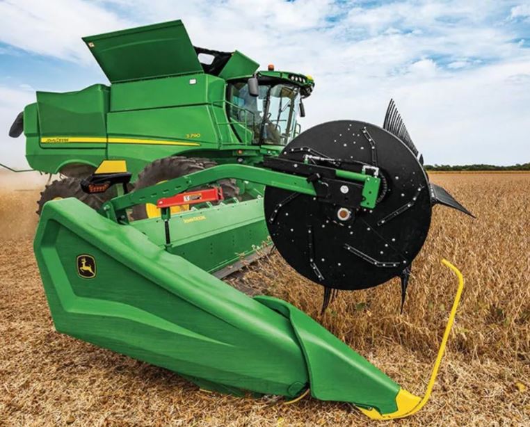 how does a combine work: S790 Combine
